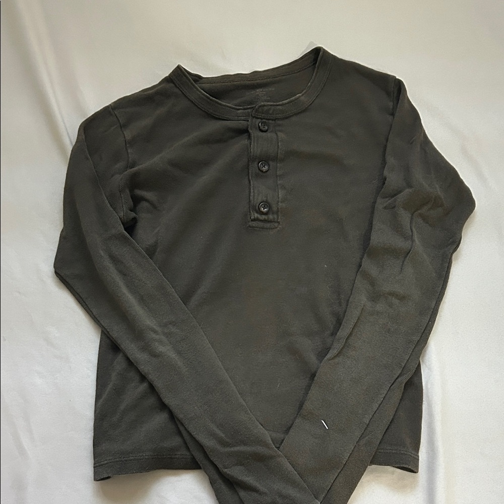 Brandy Melville Long Sleeve Henley